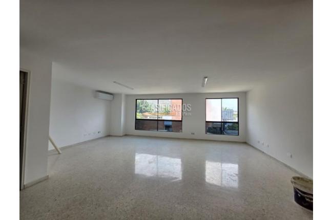 Oficinas y Consultorios, Alquiler, Granada - $2.500.000