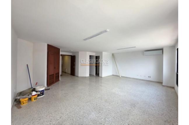 Oficinas y Consultorios, Alquiler, Granada - $2.500.000