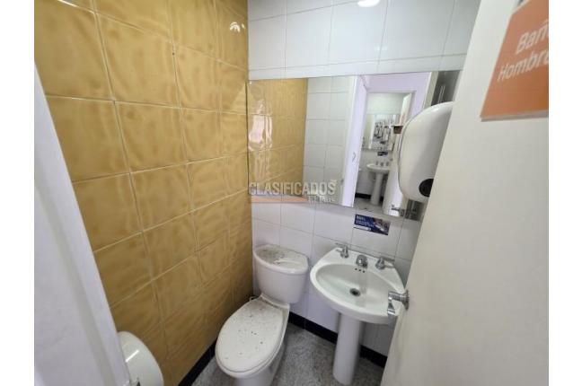Locales y Bodegas, Alquiler, Granada - $6.000.000