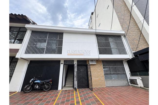 Casas, Alquiler, Versalles - $3.100.000