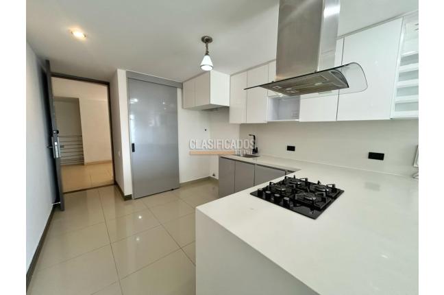 Apartamentos, Venta en Cerro Cristales