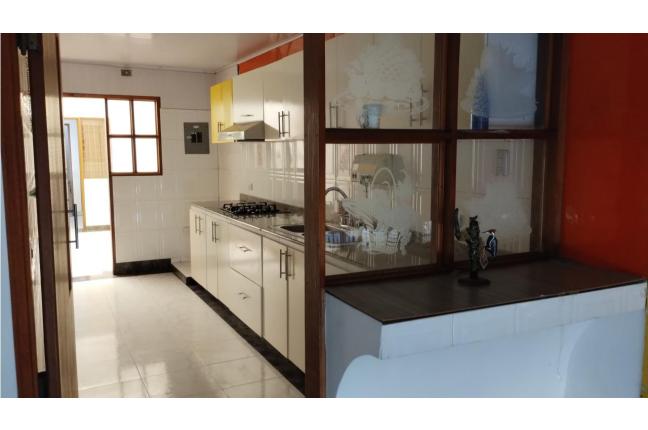 Casas, Alquiler en El Refugio