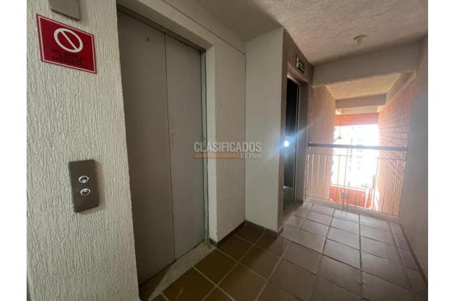 Apartamentos, Alquiler, Ciudad Pacifica - $2.200.000