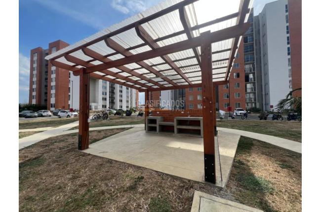 Apartamentos, Alquiler, Ciudad Pacifica - $2.200.000