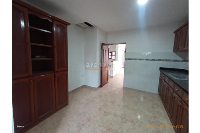 Apartamentos, Alquiler, El Refugio - $1.700.000