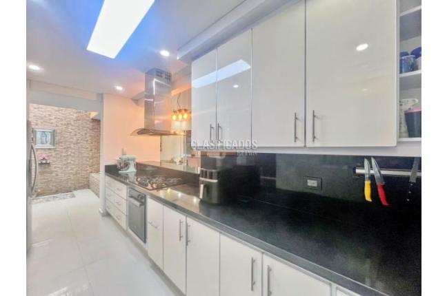 Casas, Venta, El Castillo - $790.000.000