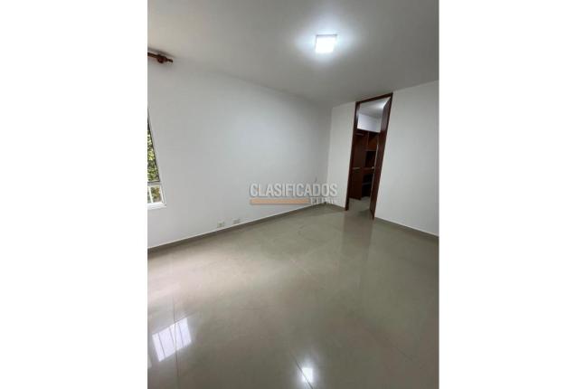 Apartamentos, Venta en Ciudad Jardín