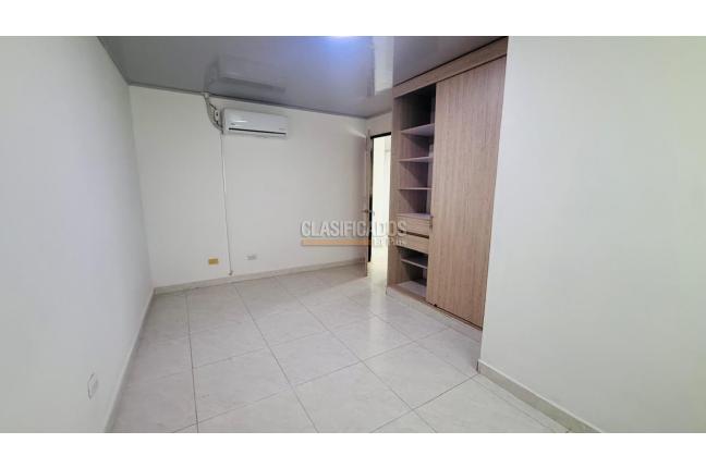 Oficinas y Consultorios, Alquiler, Capri - $1.200.000