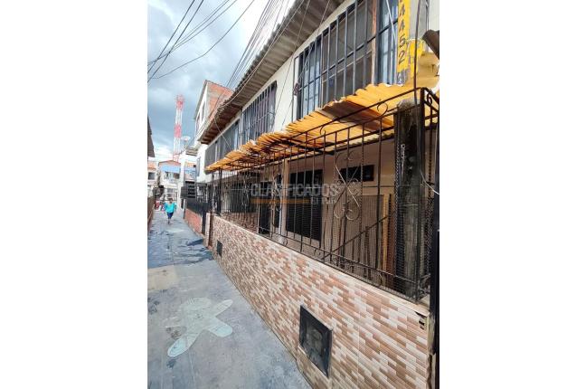 Casas, Venta en Villa del Lago