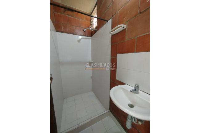 Casas, Alquiler, Candelaria - $750.000