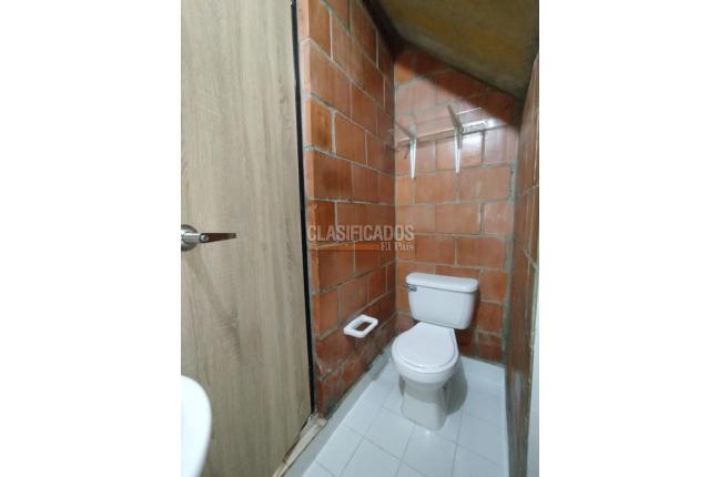 Casas, Alquiler, Candelaria - $750.000