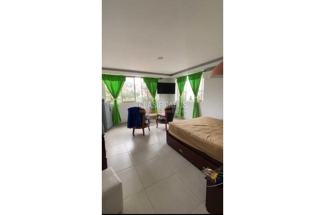 Edificios, Venta, Miraflores - $1.250.000.000