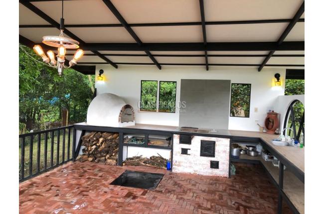 Fincas y Casas Campestres, Venta, Sasaima - $2.600.000.000