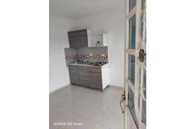 Apartaestudios, Alquiler, Yira Castro - $700.000