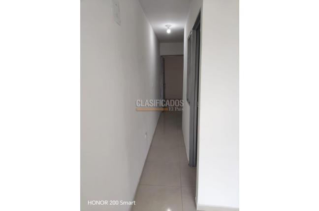 Apartaestudios, Alquiler, Yira Castro - $700.000