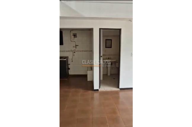 Apartamentos, Venta, Colinas del Sur - $185.000.000