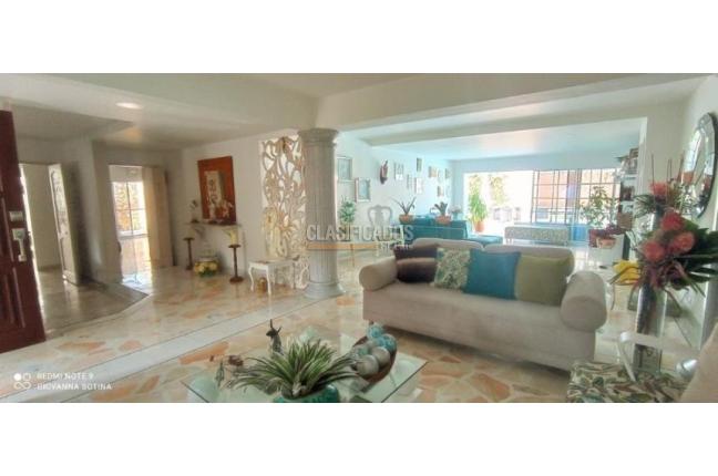 Casas, Venta, Ciudad Jardín - $1.550.000.000