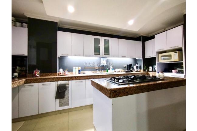 Apartamentos, Venta en Santa Teresita
