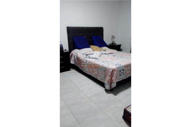 Casas, Venta, Primero de Mayo - $460.000.000