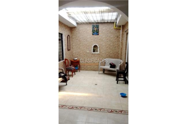 Casas, Venta, Primero de Mayo - $460.000.000