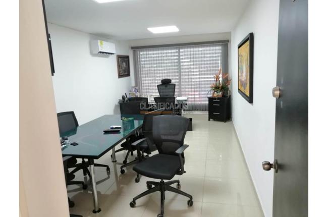 Oficinas y Consultorios, Venta en San Vicente