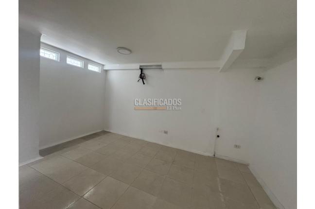 Oficinas y Consultorios, Alquiler, Santa Mónica Residencial - $2.000.000