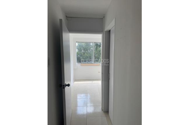 Oficinas y Consultorios, Alquiler, Santa Mónica Residencial - $2.000.000