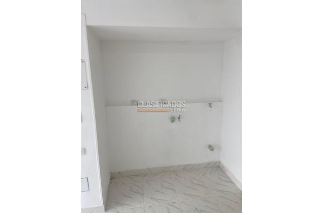 Apartaestudios, Alquiler, El Refugio - $1.800.000