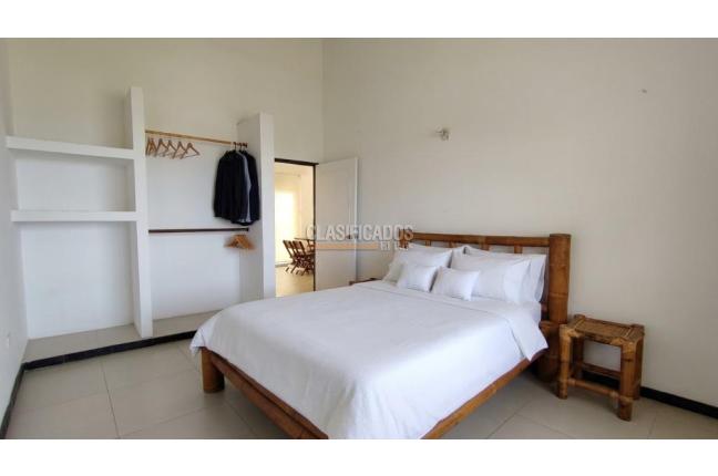 Casas, Alquiler, Cristales - $2.500.000