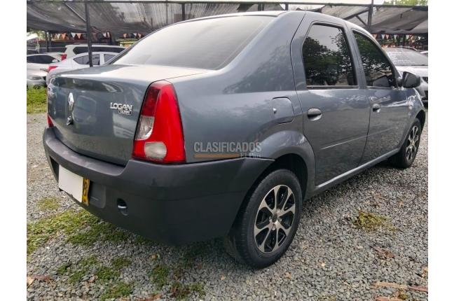 Renault Logan 2010