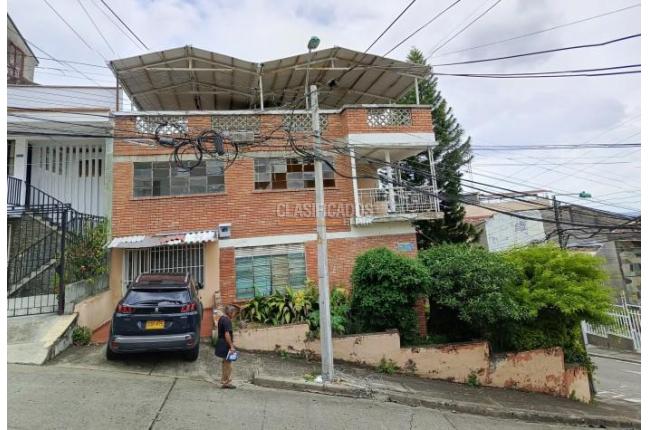 Casas, Venta, Miraflores - $650.000.000