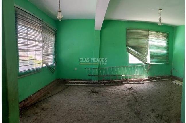 Casas, Venta, Miraflores - $650.000.000