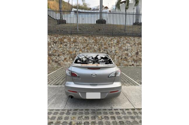 Mazda 3 2011
