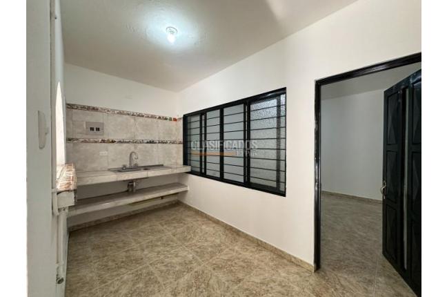 Casas, Alquiler, Los Guaduales - $900.000