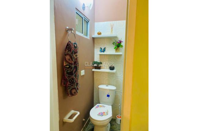 Apartaestudios, Alquiler en Urbanización La Merced