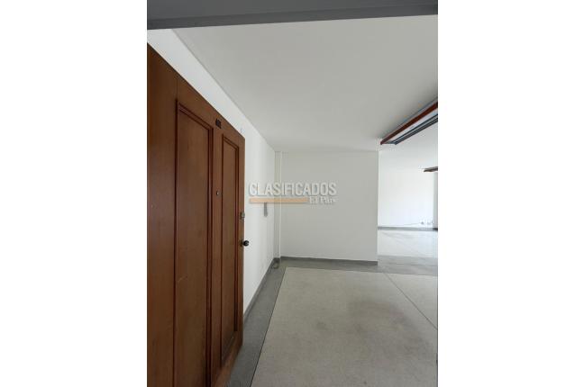 Oficinas y Consultorios, Alquiler, Granada - $2.500.000