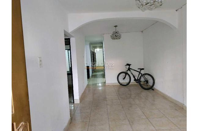 Casas, Venta, El Rodeo - $450.000.000