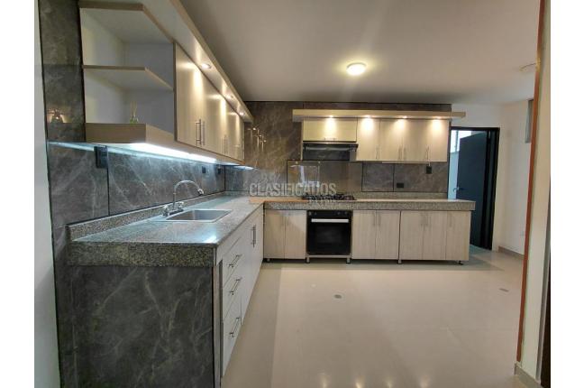 Apartamentos, Alquiler, Versalles - $4.500.000