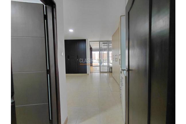 Apartamentos, Alquiler, Versalles - $4.500.000