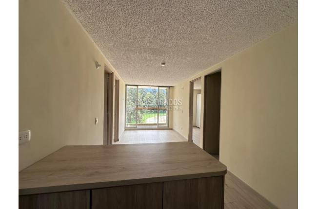 Apartamentos, Alquiler en Zipaquira