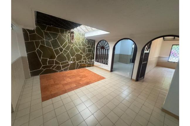 Casas, Alquiler, Vipasa - $3.500.000