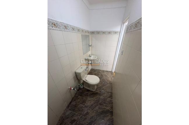 Locales y Bodegas, Alquiler, San Vicente - $1.850.000