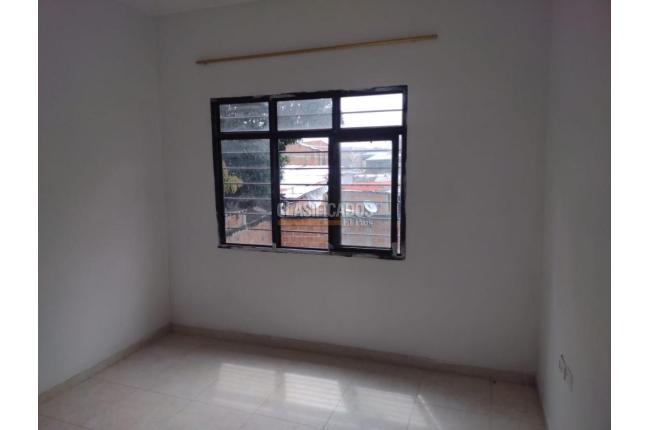 Apartamentos, Alquiler, Ulpiano Lloreda - $890.000