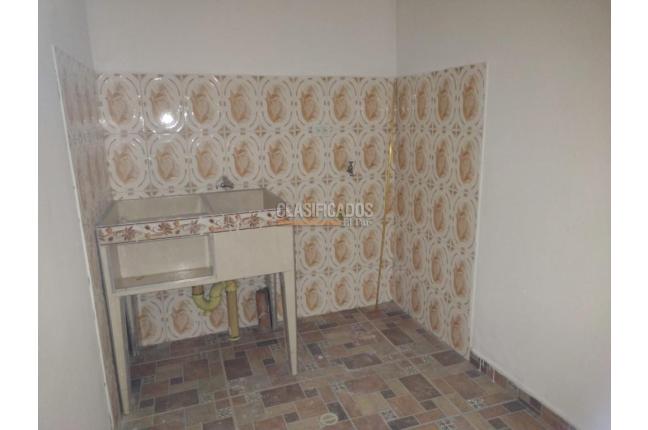 Apartamentos, Alquiler, Ulpiano Lloreda - $890.000