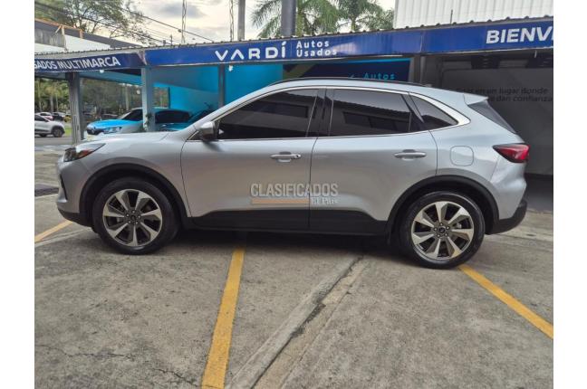 Ford Escape 2024 - $121.990.000