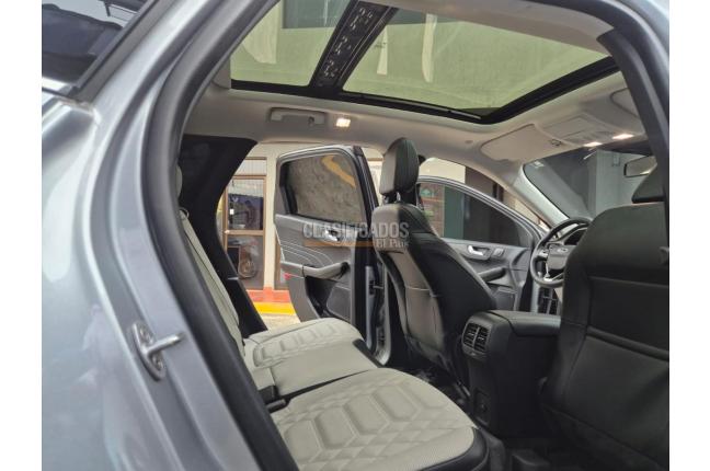 Ford Escape 2024 - $121.990.000