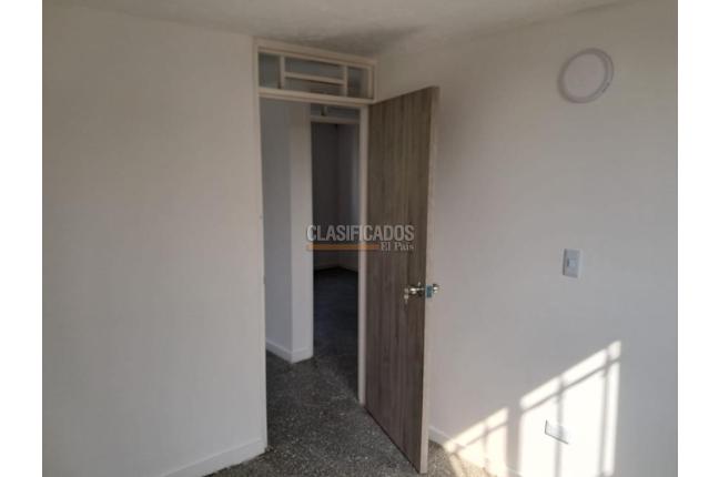 Apartamentos, Alquiler, Alcázares - $1.000.000