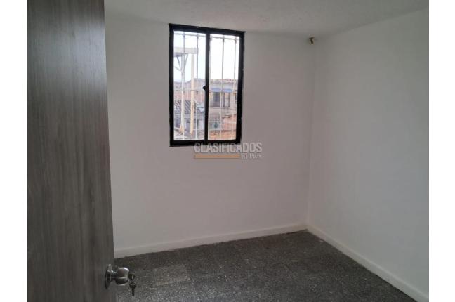 Apartamentos, Alquiler, Alcázares - $1.000.000