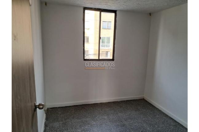 Apartamentos, Alquiler, Alcázares - $1.000.000