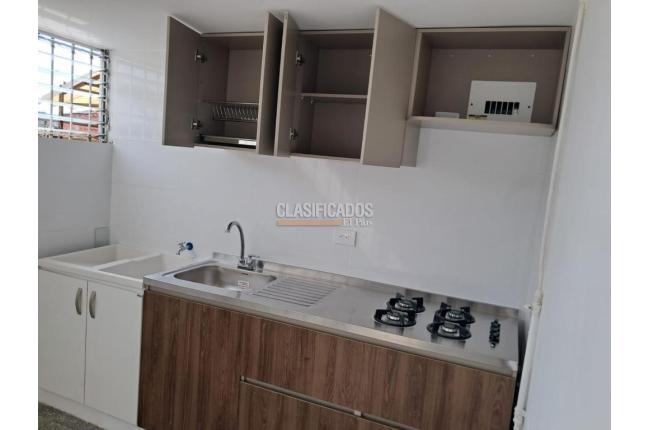 Apartamentos, Alquiler, Alcázares - $1.000.000
